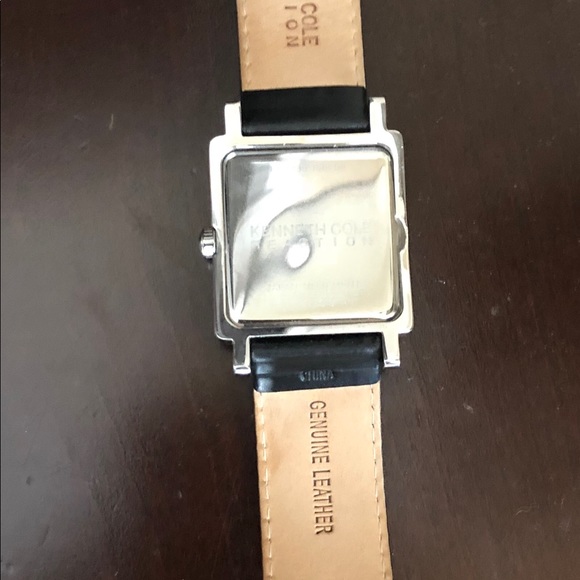 Kenneth Cole Watch - Picture 3 of 4